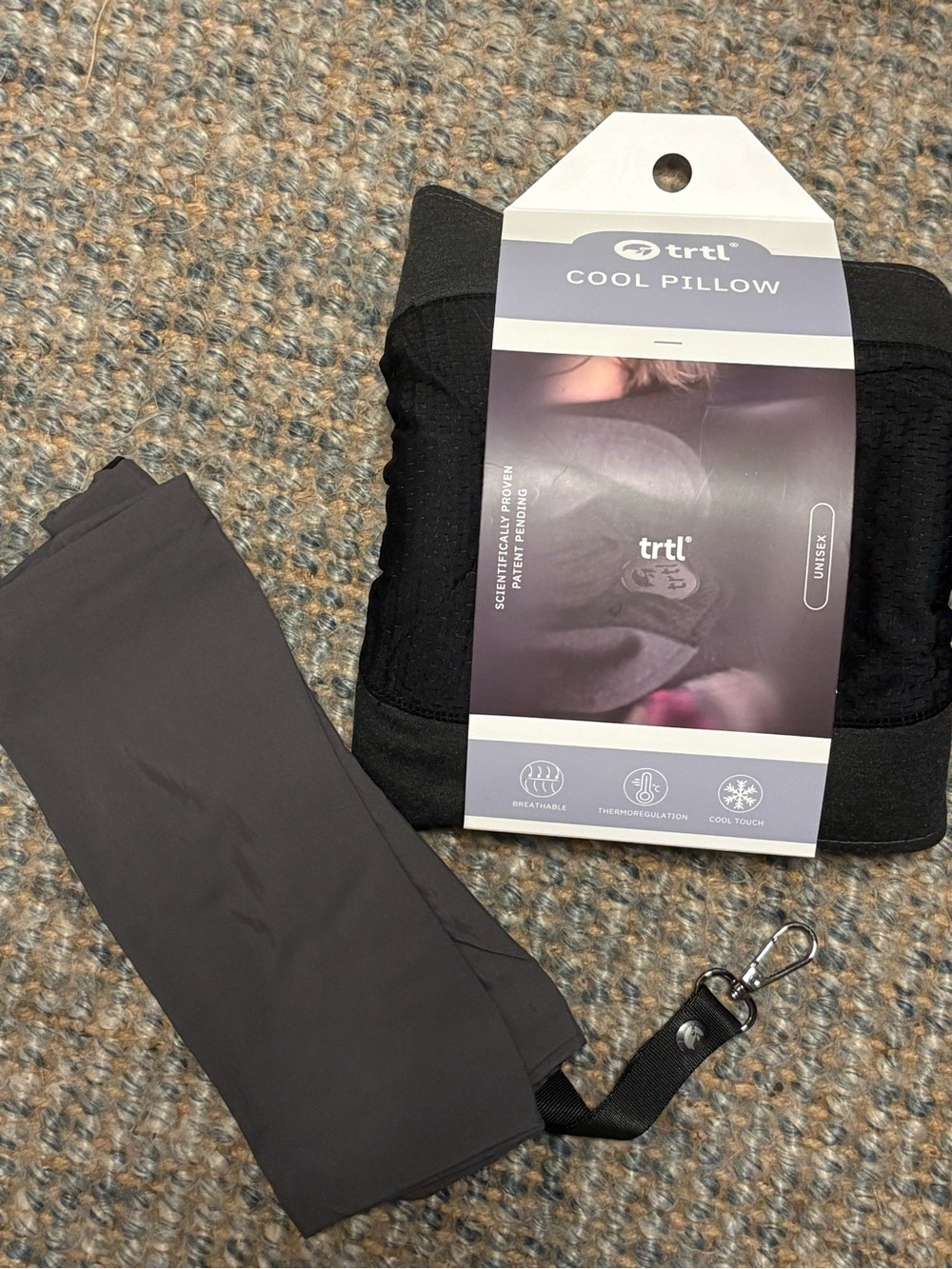 trtl Travel Pillow Cool Neck Support - Black